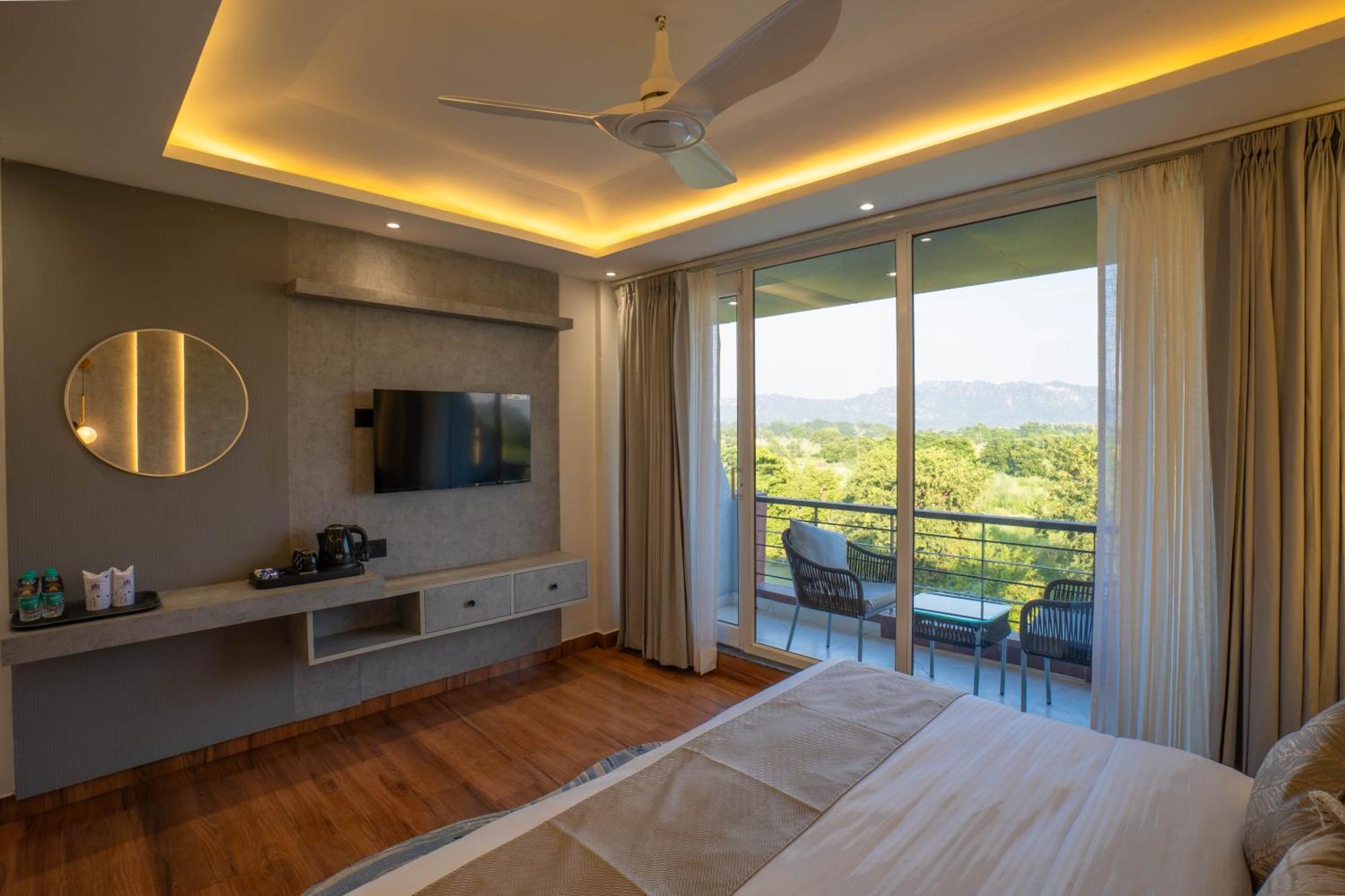 The Ganges Riverside Escape With A Private Ghat Haridwar Room photo